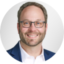 Friendly portrait of Sascha Gross, Dussmann employee in Frankfurt/Main